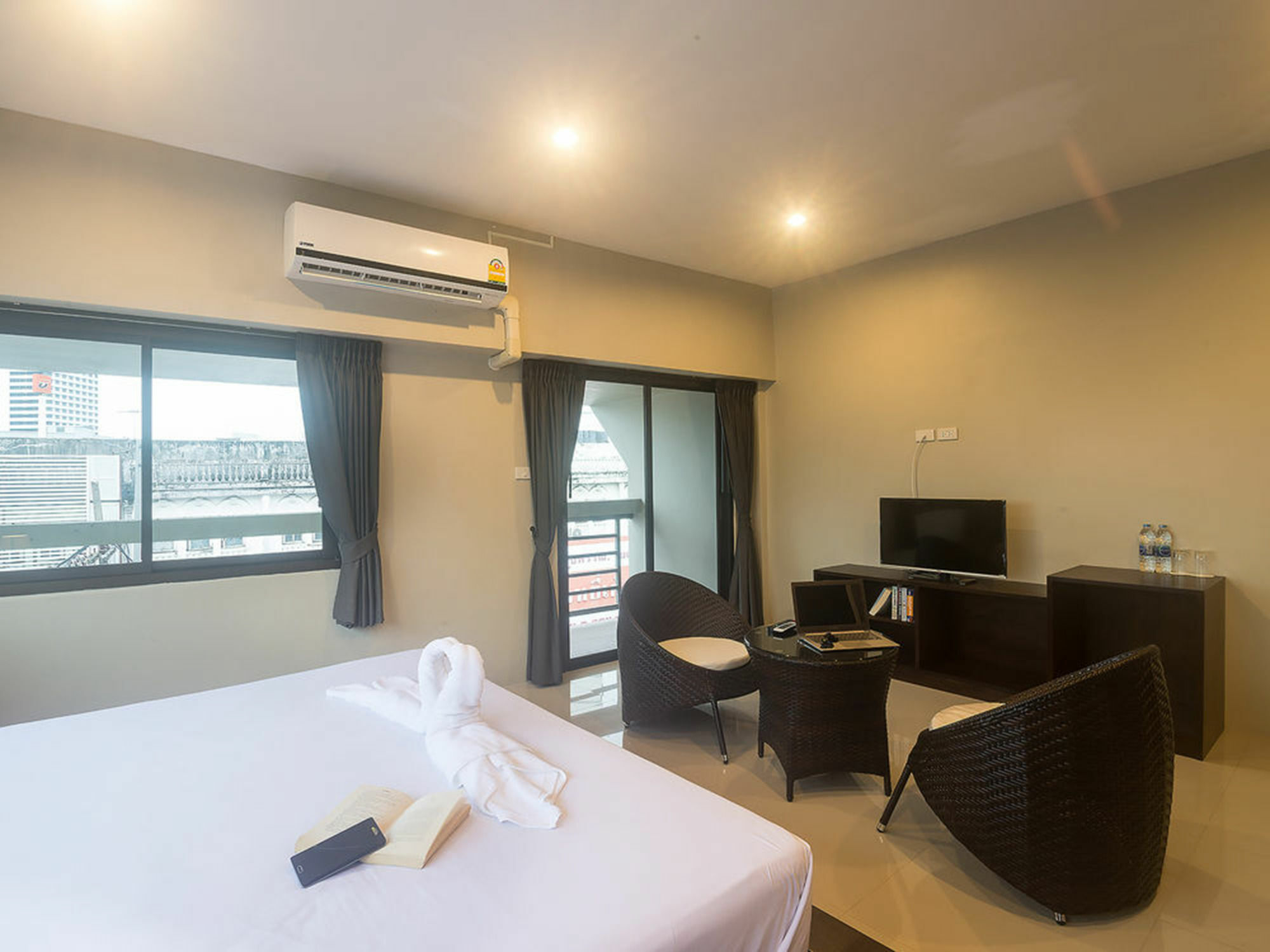 Green Leaf Hostel Phuket Exterior foto
